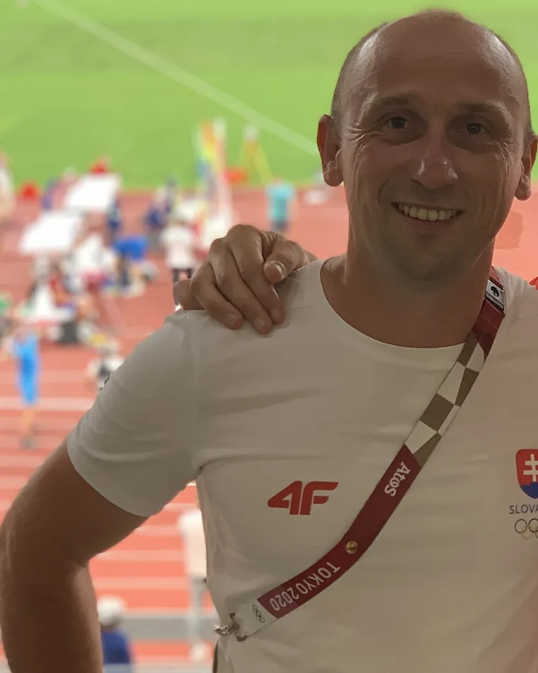 Denis Freudenfeld v olympijskom drese slovenskej výpravy